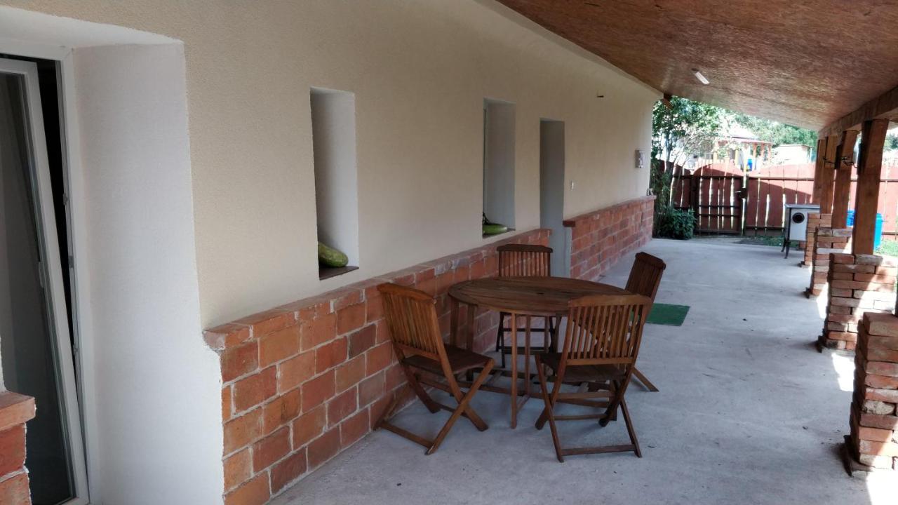 Oereghaz Vendeghaz Apartment Lakhegy ภายนอก รูปภาพ